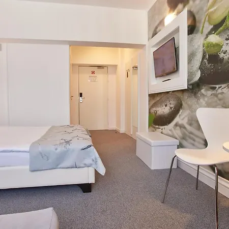Hotell Mycontinental Gara De Nord