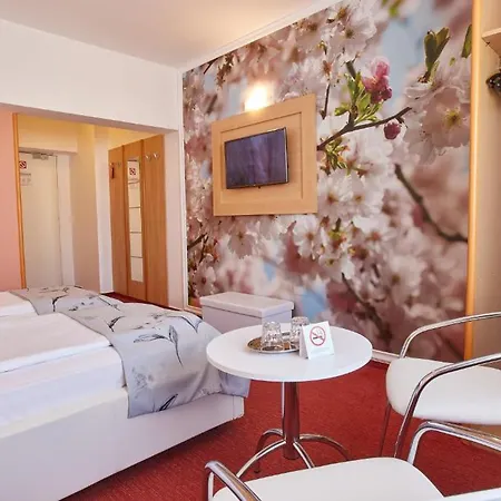 Mycontinental Gara De Nord 3*