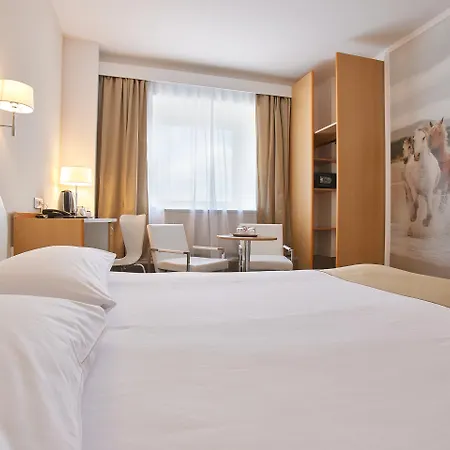 Mycontinental Gara De Nord 3*